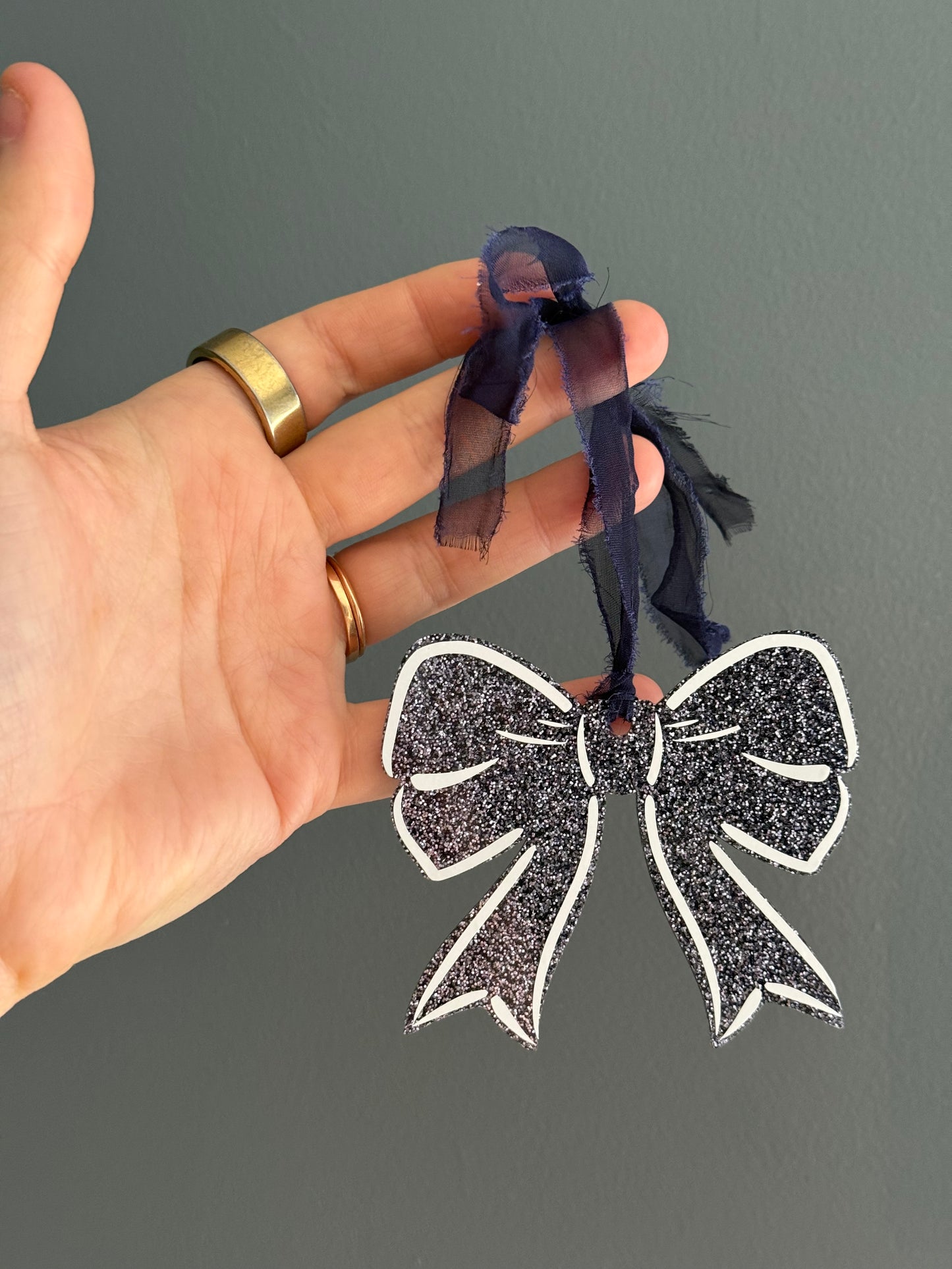 Large Glitter hanging bow