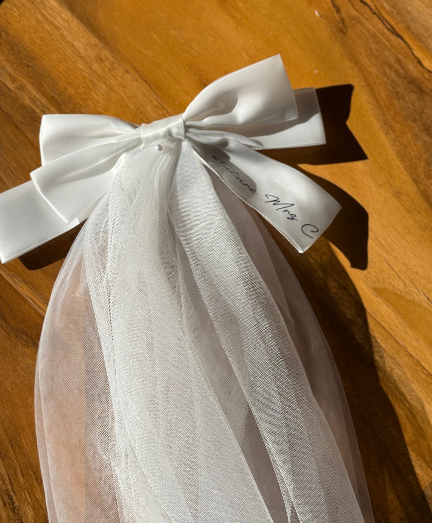 Personalised Veil with Bow